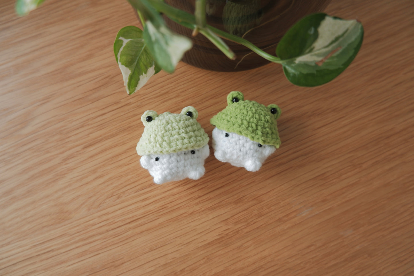 froggy shroom keyring