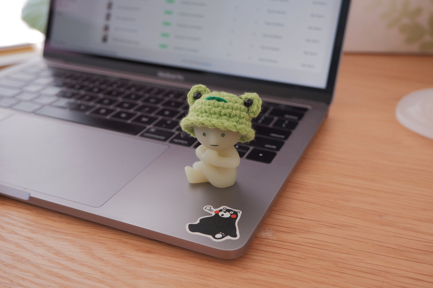 smiski froggy hat