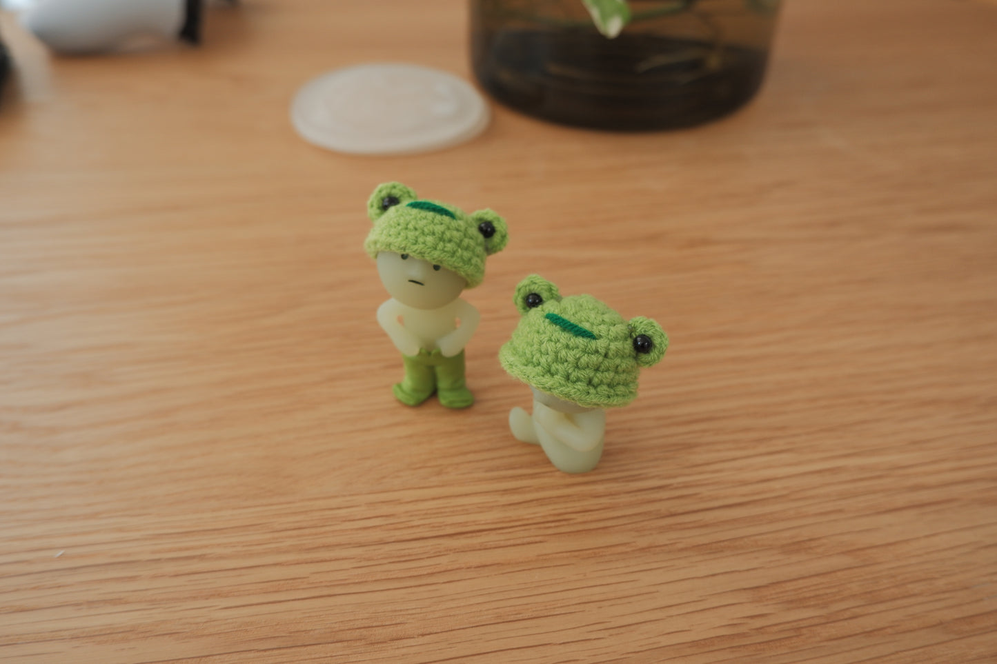 smiski froggy hat
